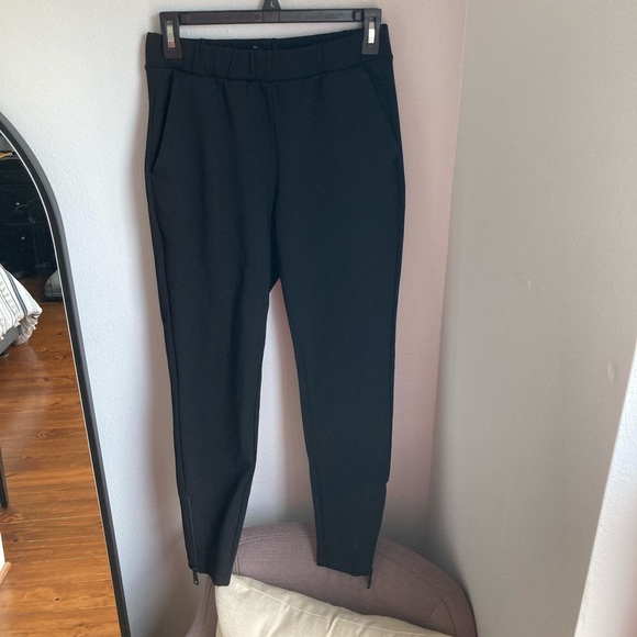 Universal Standard Pants & Jumpsuits Universal Standard Moro Pocket